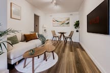 Cozy on Herdsman | 10 Mins to City & Beach