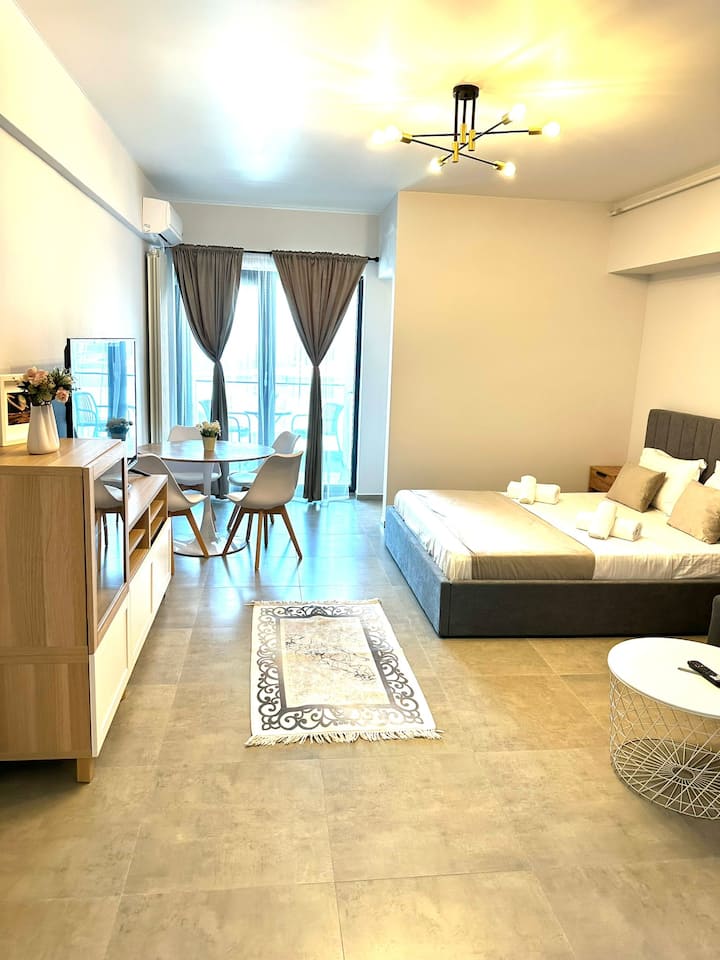 Melia Luxury Studio with Sea View and Balcony