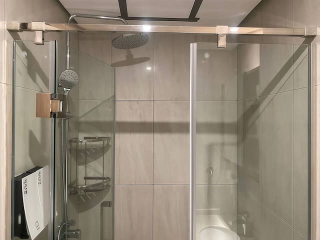 J.J. City Center Executive Hotel managed Airbnb listing 1