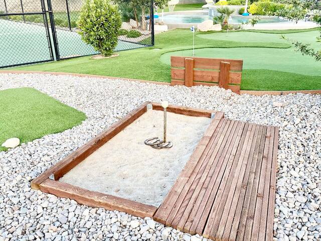 Oasis Gated Pool*Tennis*Golf*Spa*Gym*Bktball*Games gallery image 3