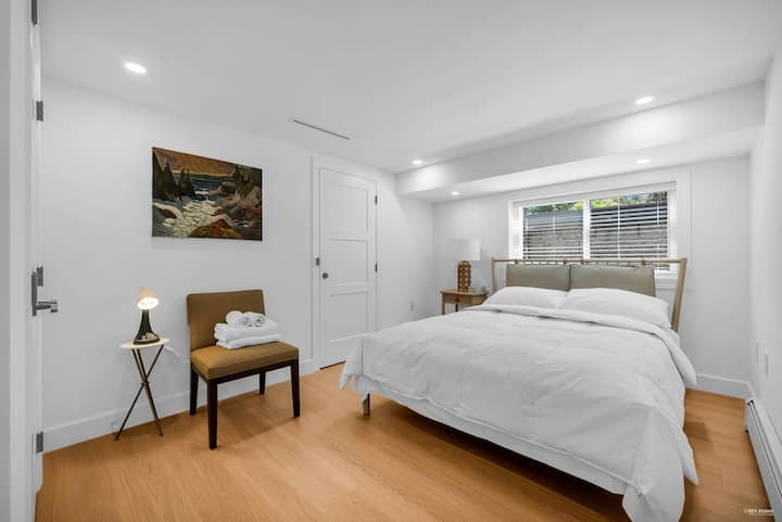 Cozy 2 Bedroom 1 Bath Ground-level In Shaughnessy - Richmond