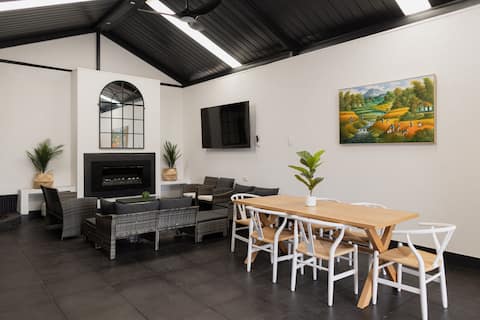Coastal Comfort in Aldinga | Family-Friendly