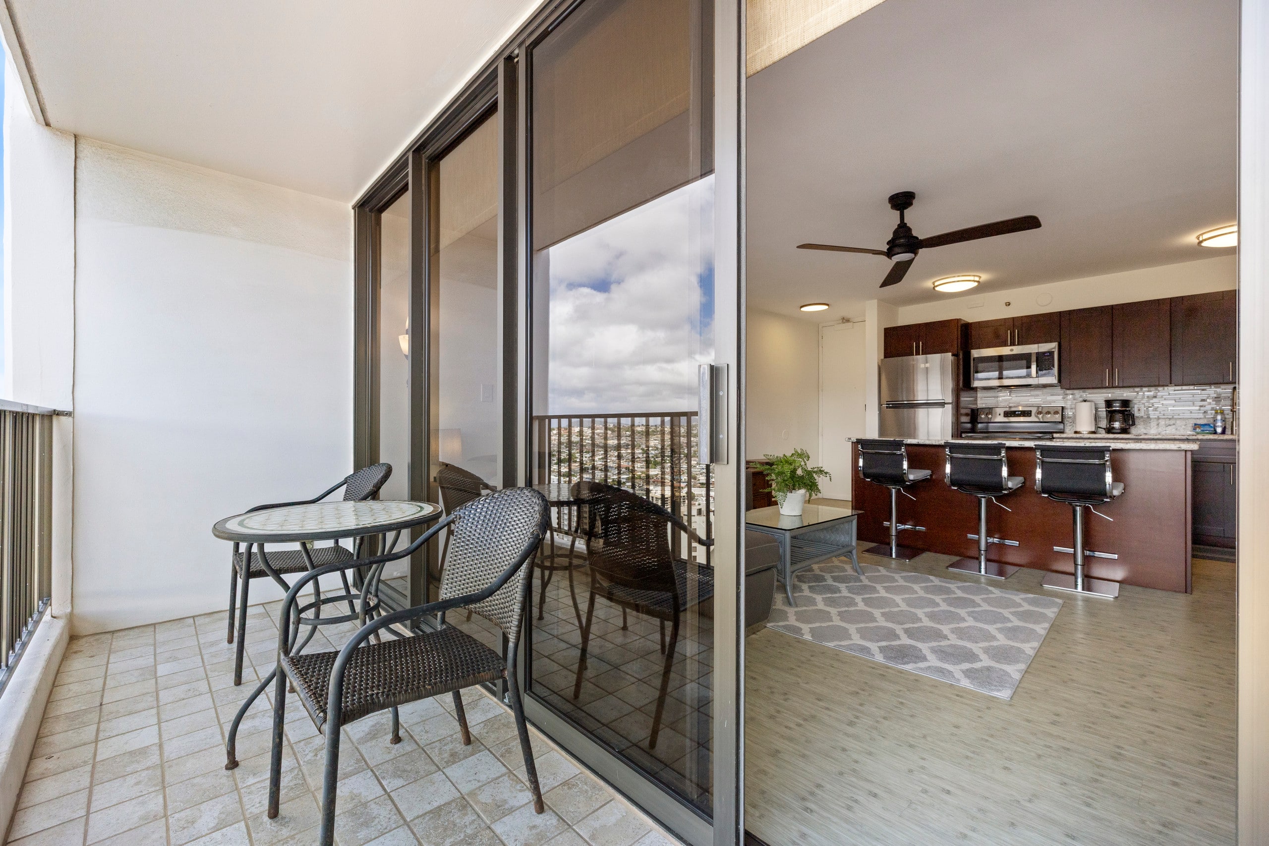 Hotel in Honolulu · ★4.7 · 1 bedroom · 3 beds · 1 private bath - Image 18