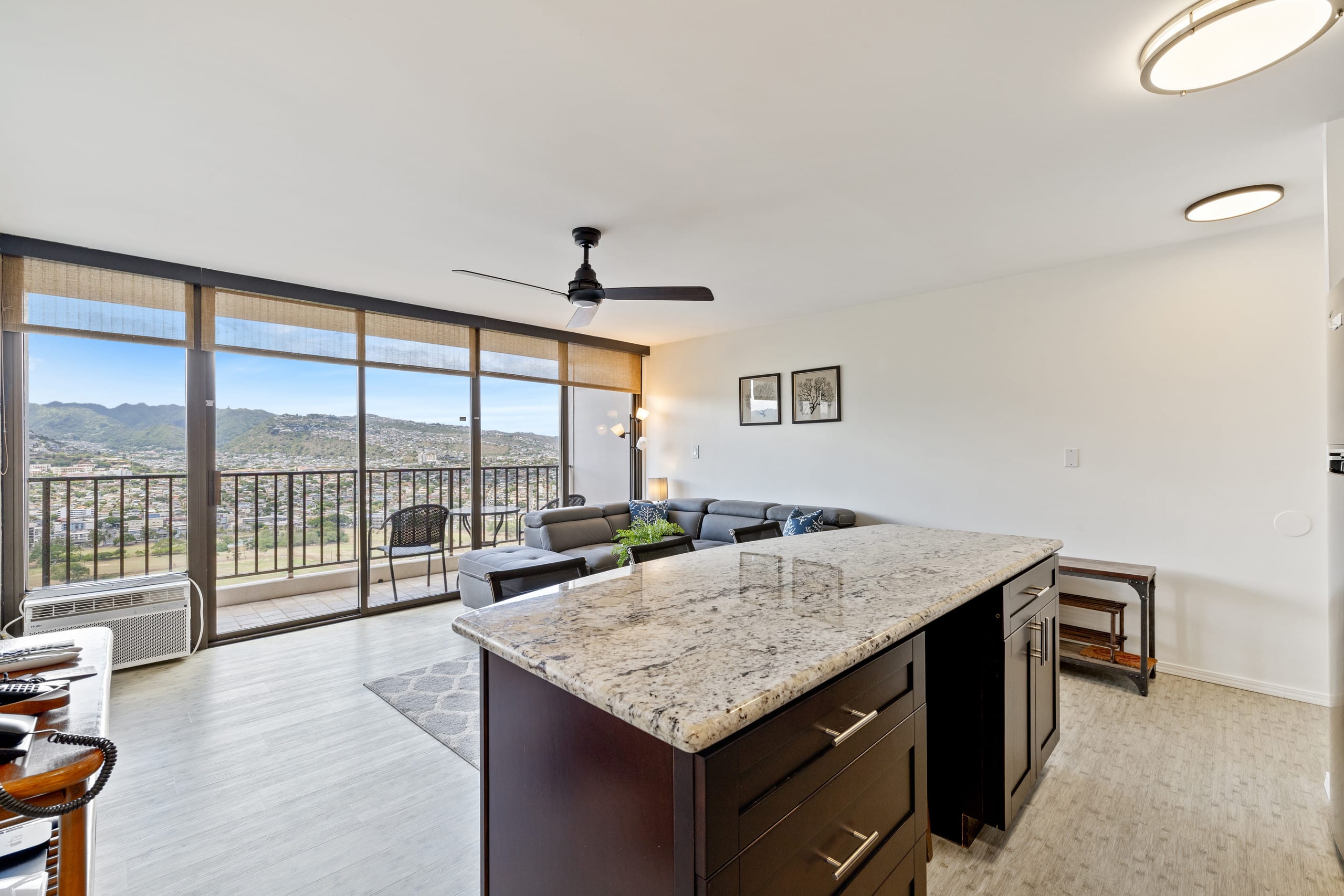 Hotel in Honolulu · ★4.7 · 1 bedroom · 3 beds · 1 private bath - Image 3