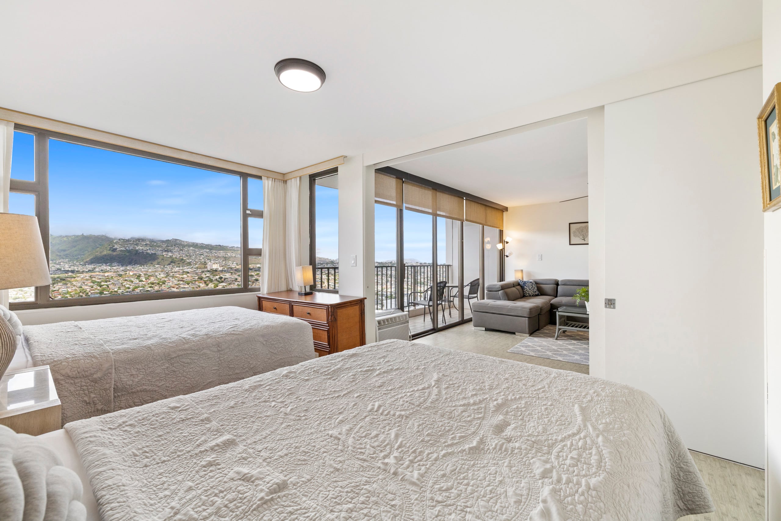 Hotel in Honolulu · ★4.7 · 1 bedroom · 3 beds · 1 private bath - Image 11