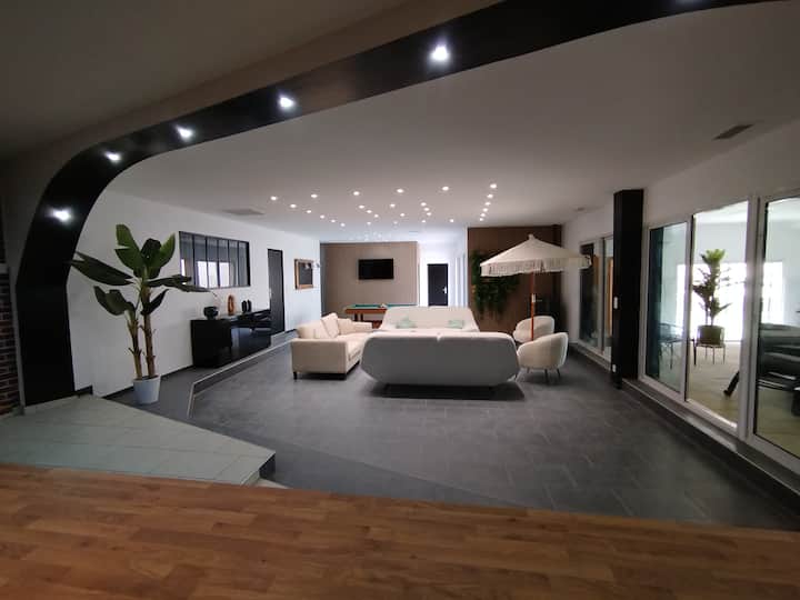 Logement Le Viviani - Piscine Intérieure Et Sauna - Montluçon