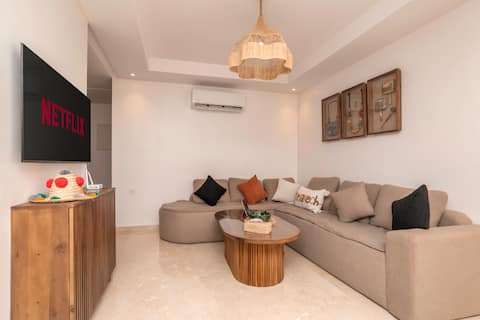 Popular Airbnb listing: Garden-Level • Private Garden + Pool • 2 Bedrooms in Marrakech Safi / مراكش أسفي
