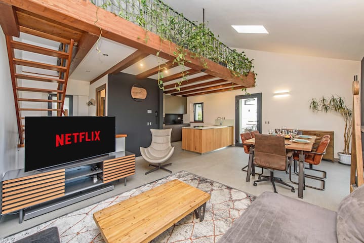 VdaLux Rentals managed Airbnb listing 2