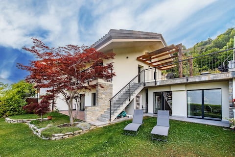 Villa Acero Rosso - Privacy, Relax, Mountain View