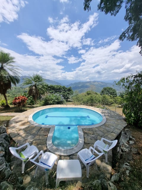 Grandfather's Estate, view and peace