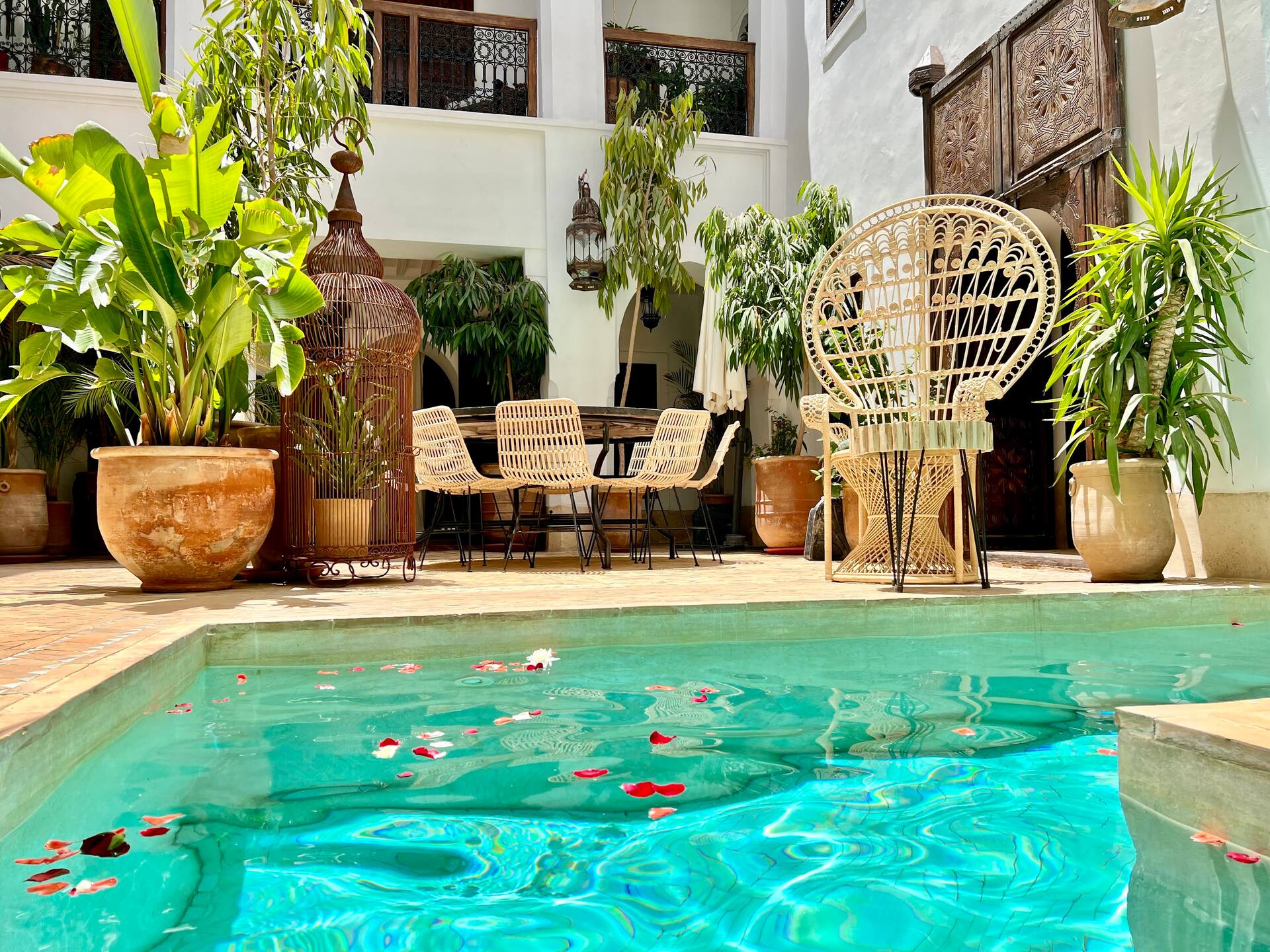 Private Luxury 5BR Riad for 10 | Pool & Breakfast