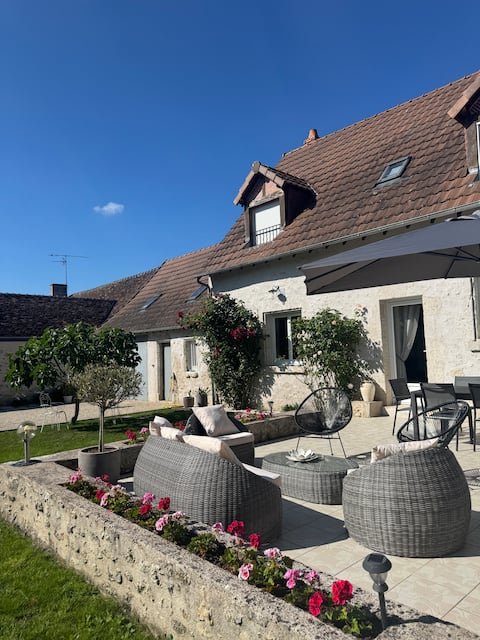 Le Clos de l'Ormeau for 4-5 people
