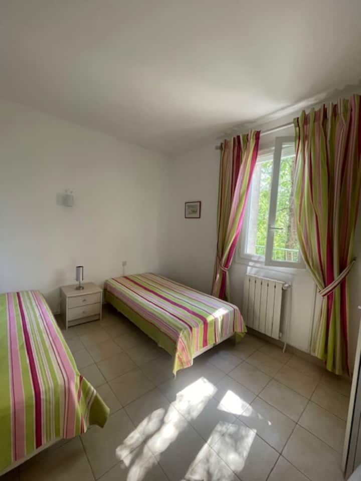 Dhomë gjumi 3