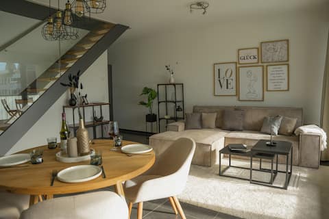 Beliebte Airbnb-Anzeige: Maisonette City Luck Koblenz | 2 bedrooms + balcony | City in Koblenz