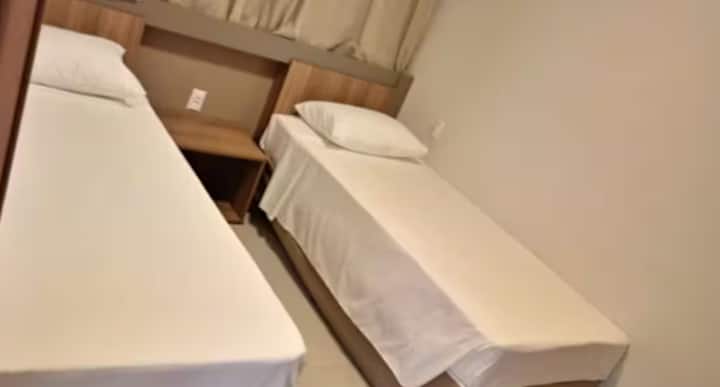 Schlafzimmer 2