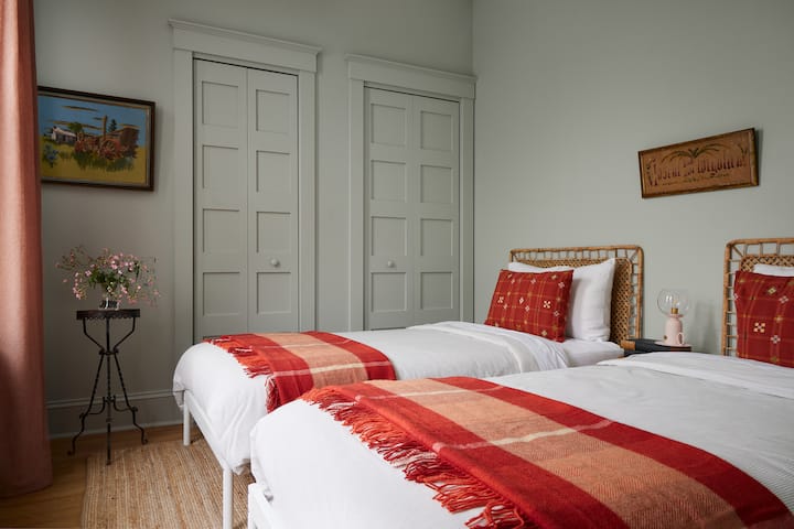 The Cloudberry Suite. Two twin beds and a stacked washer and dryer in the closet so you can pack light and go home with clean clothes ;)