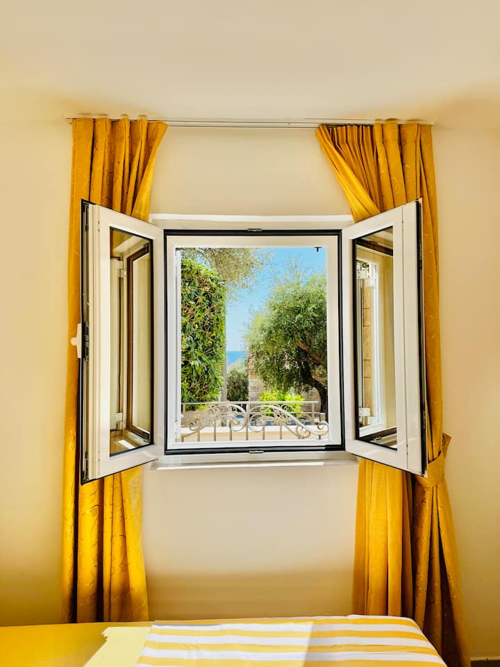 غرفة النوم 2