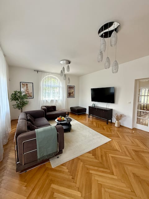 Family Villa Hanspaulka