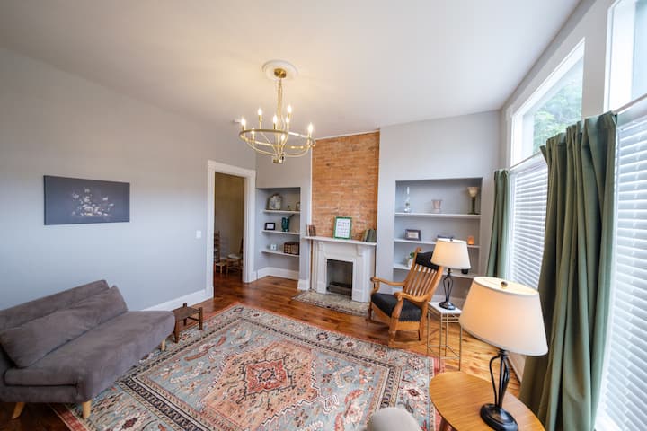30+ Day 3br Home | Walkable Newport + Parking - Cincinnati, OH