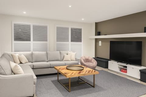AriaVista | Spacious, Modern, Luxe Linens