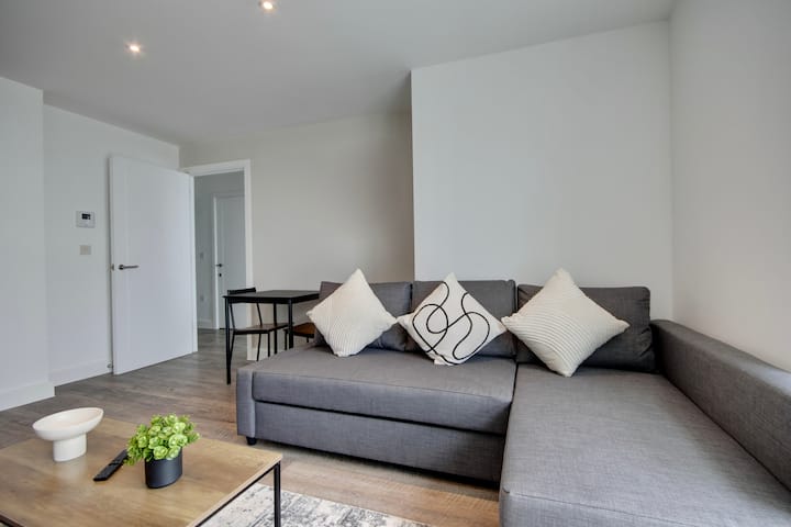The Solent Suite - Portsmouth