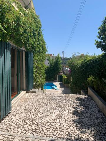 Casa da Eira em Queijas, Lisboa gallery image 2