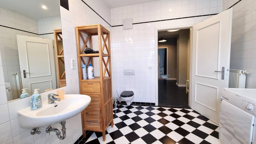 Central Harmony Place gallery image 4