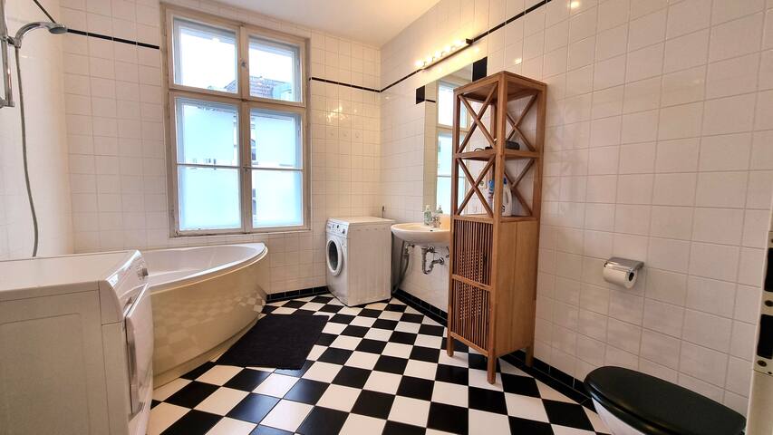 Central Harmony Place gallery image 2