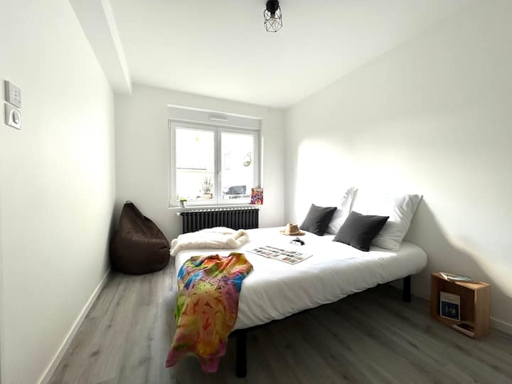 საძინებელი 4