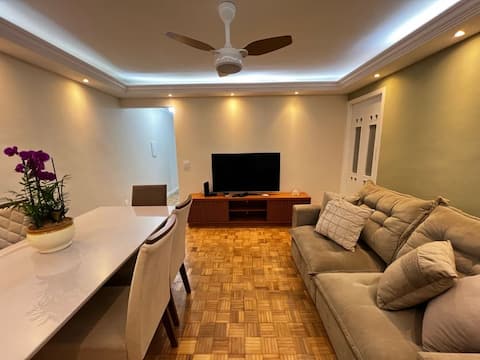 Top performing Airbnb: Renovated apartment 03 bedrooms 02 bathrooms in Vila Mariana in Vila Mariana