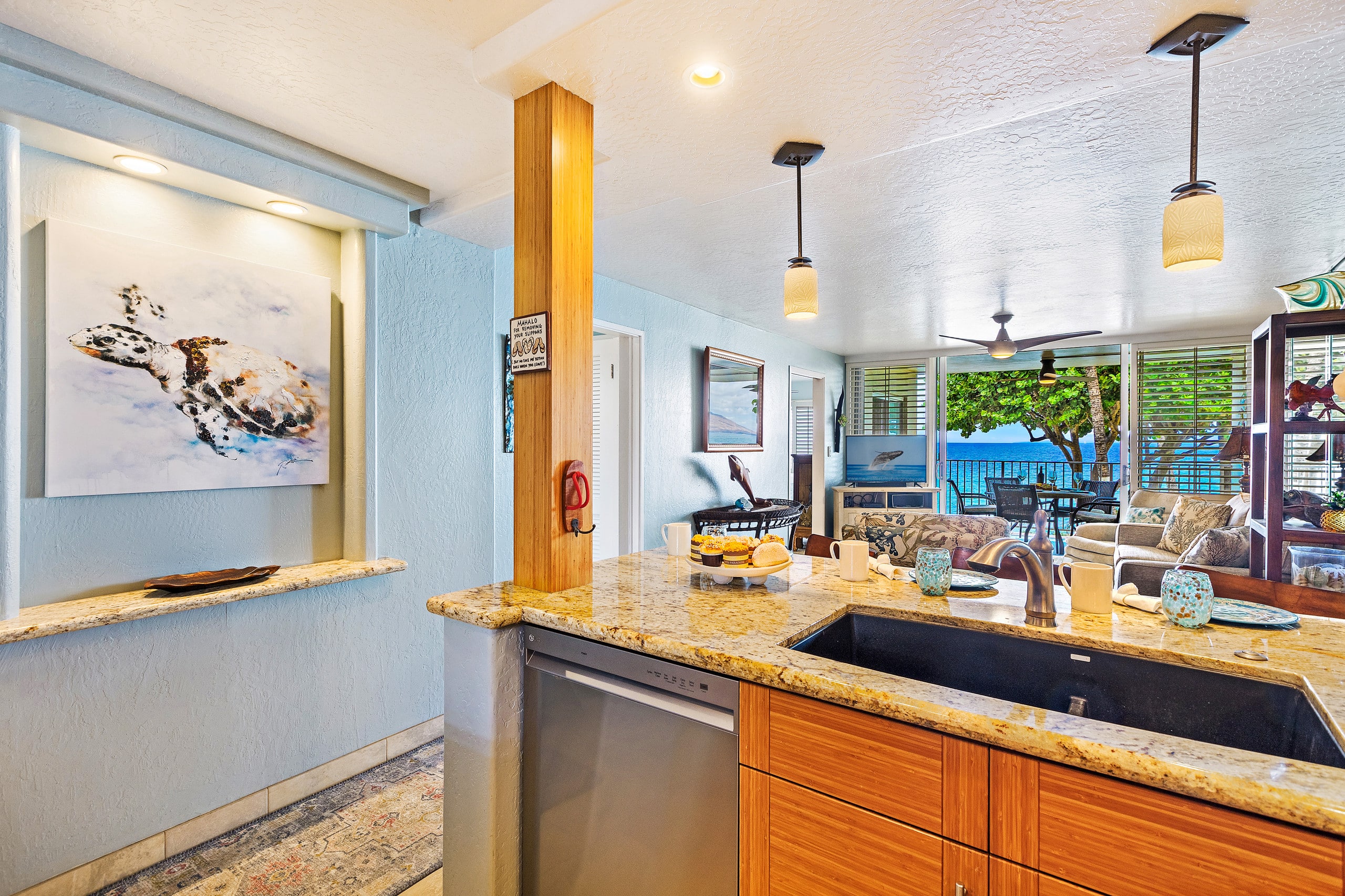 Boldly Oceanfront. Royal Mauian 2-Bedroom Retreat - Image 11