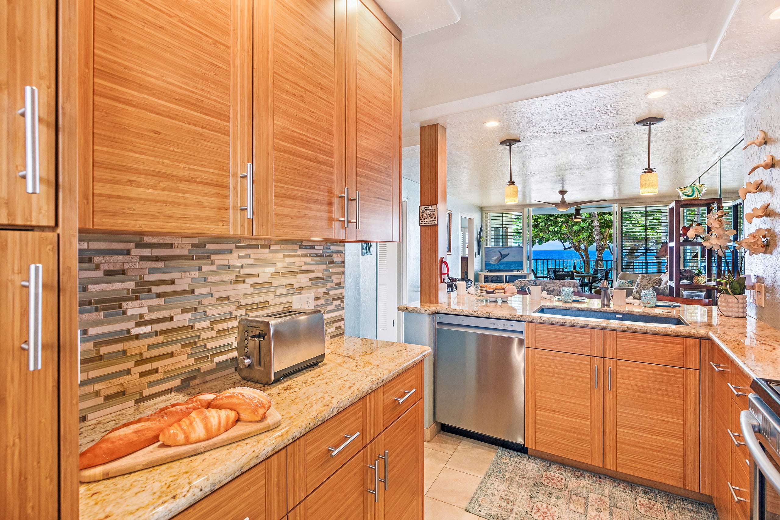 Boldly Oceanfront. Royal Mauian 2-Bedroom Retreat - Image 8
