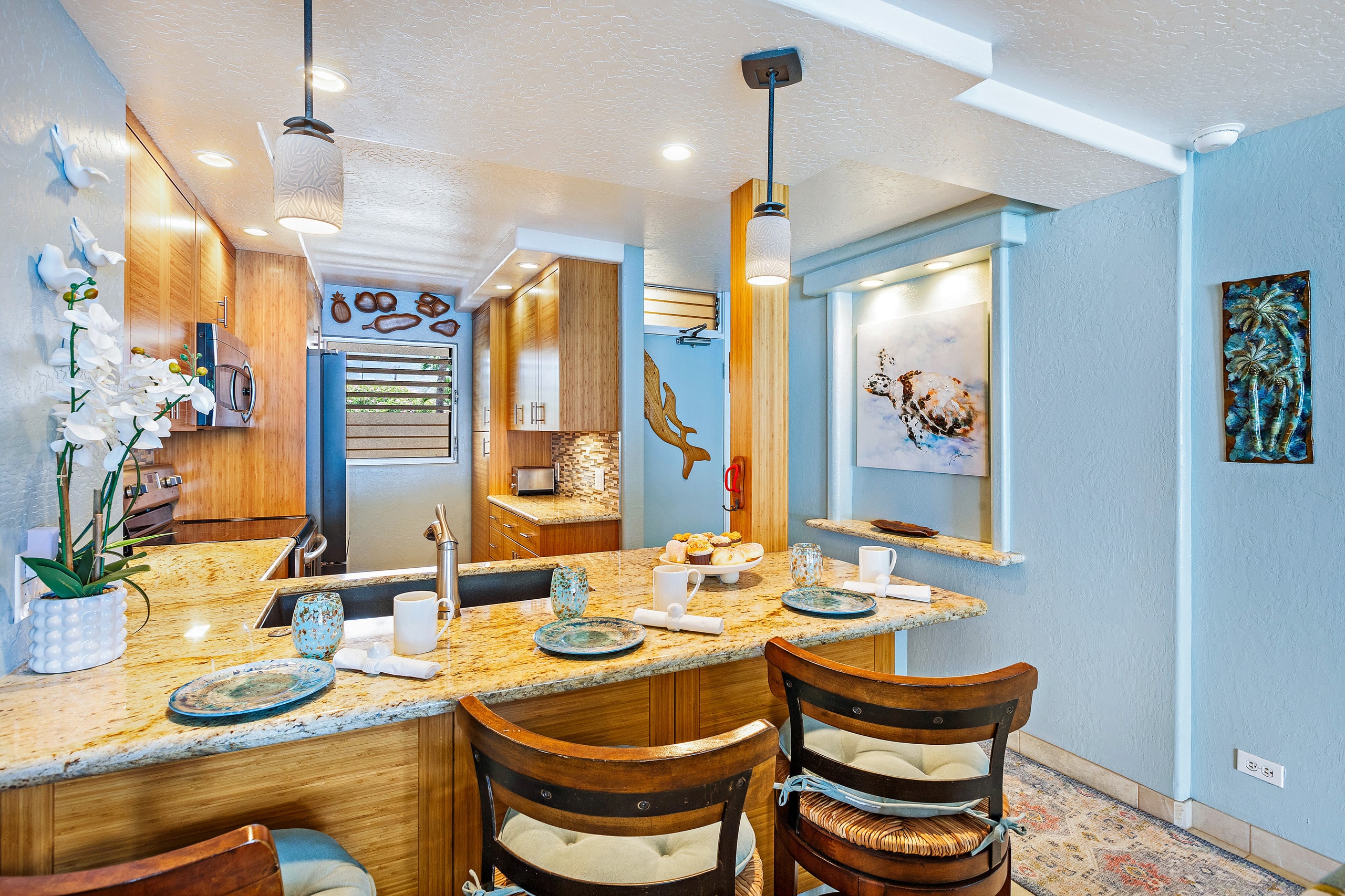 Boldly Oceanfront. Royal Mauian 2-Bedroom Retreat - Image 12