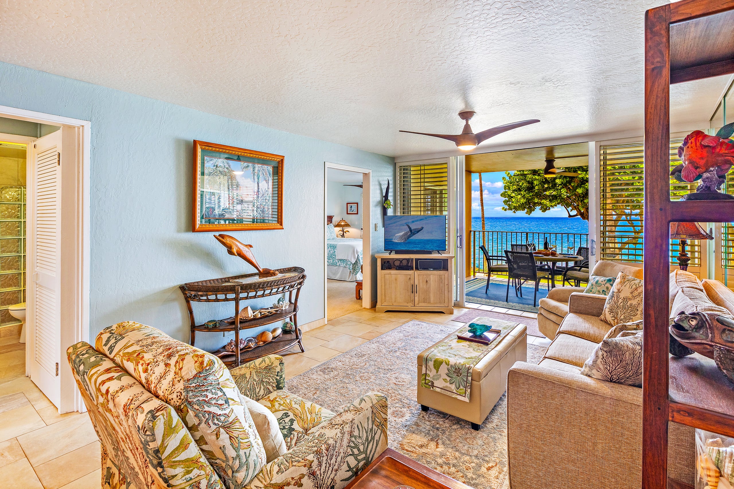 Boldly Oceanfront. Royal Mauian 2-Bedroom Retreat - Image 3