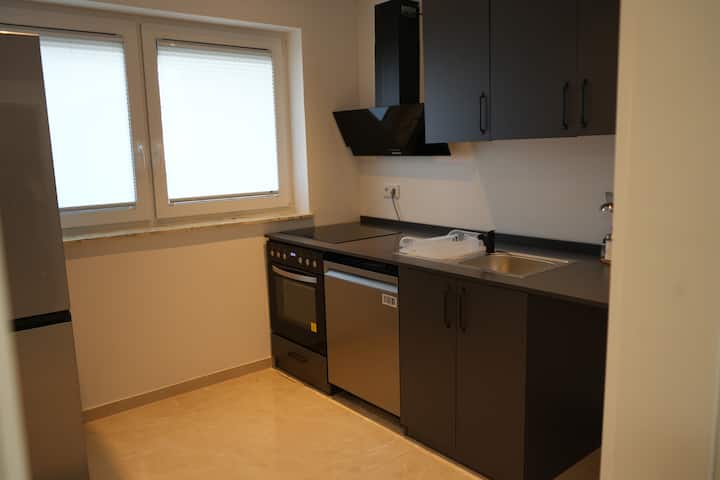 2-zi Wohnung Balkon - Familien & Monteure-premium - Garbsen