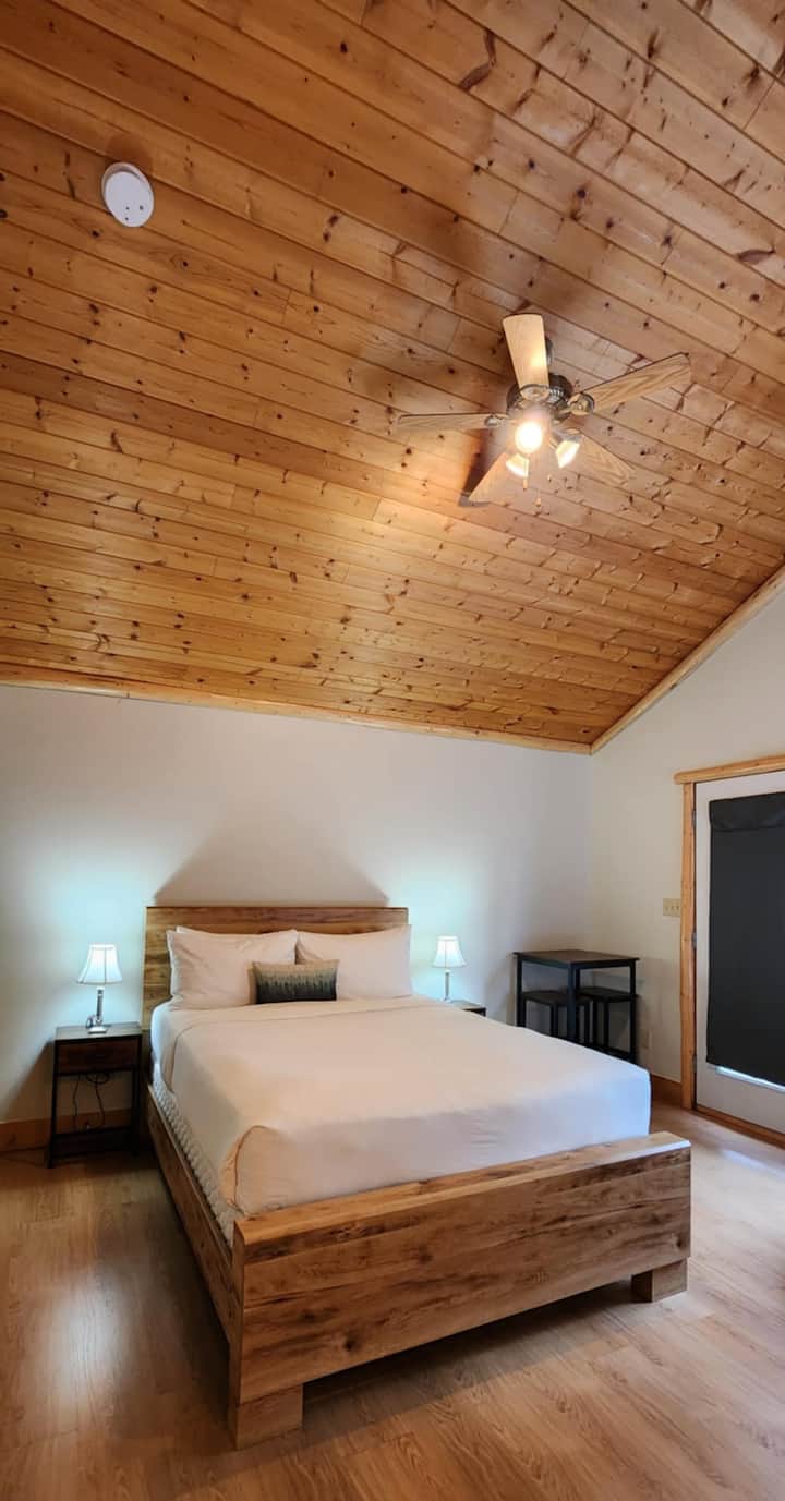 საძინებელი 4