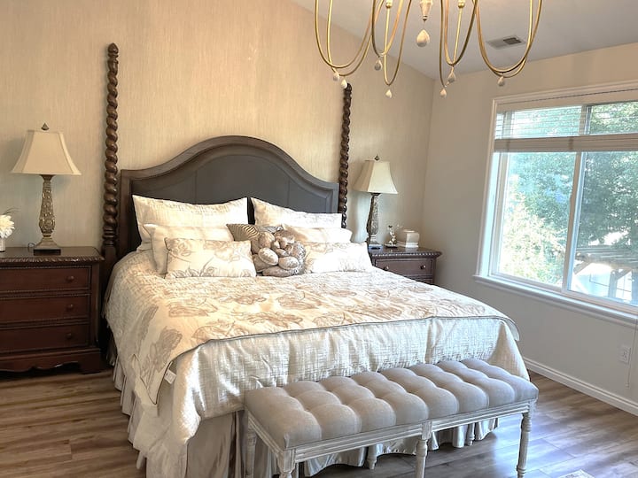 Schlafzimmer 1