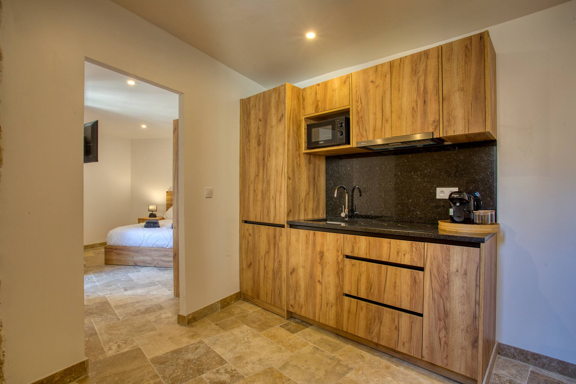 2 rooms, right in the center, ”Sarladina” — photo 4