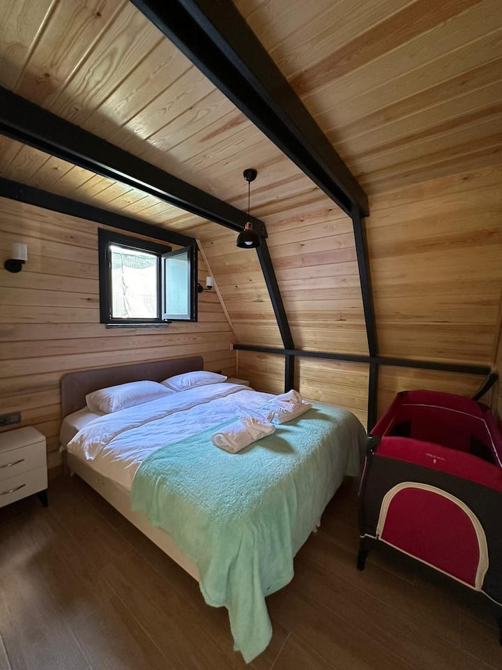 Dhomë gjumi 2