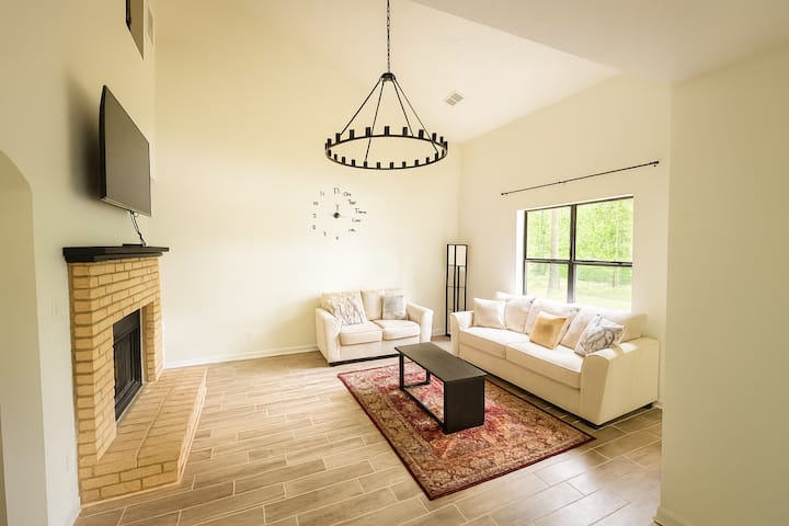 Lakefront 2br For Nurses & Pros | Agam’s Oasis - High Falls State Park, Jackson