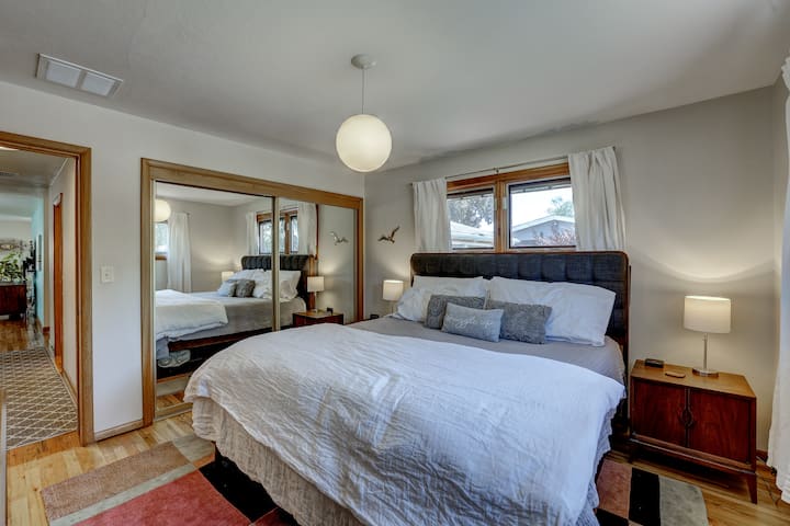 საძინებელი 1