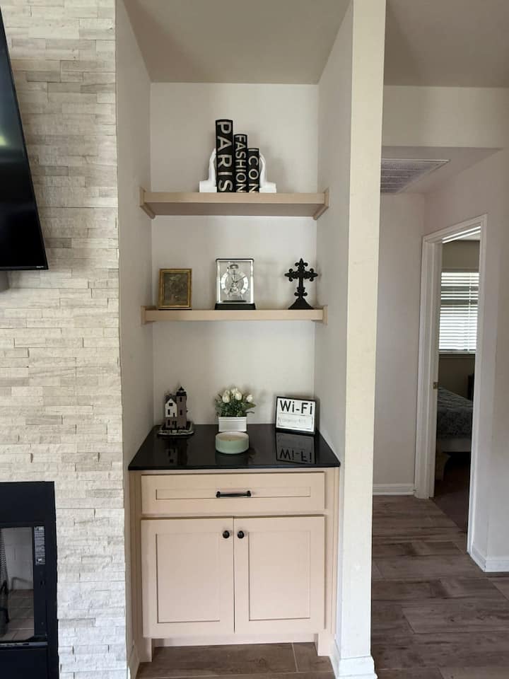 Clean And Cozy 4br, Near Theme Parks & Shopping! - Helotes, TX