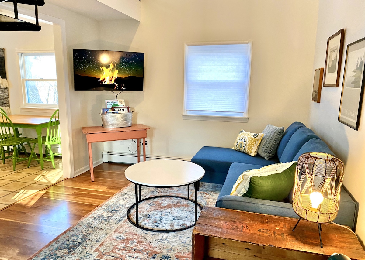 Ტახტი გამოდის დამატებითი საძილე პოზიციისთვის (ან ორი )