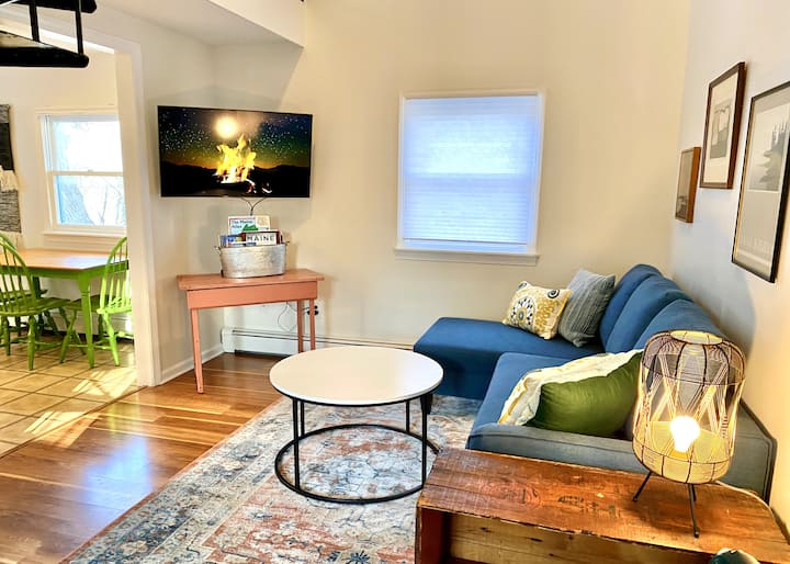 Kauč se može izvući i tako se dobiva još jedan prostor za spavanje (ili čak dva)