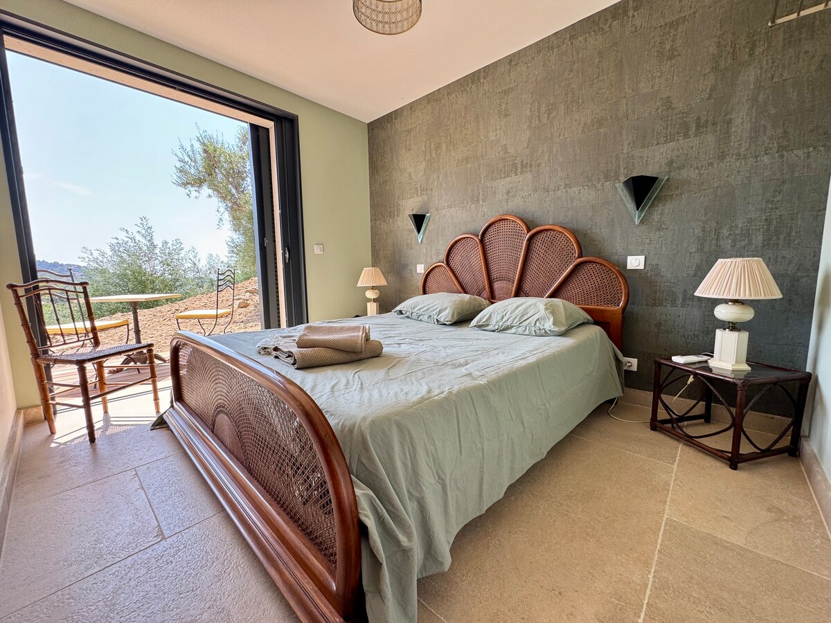 غرفة النوم 2