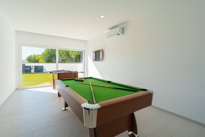 Villa Beach & Friends with ocean view gallery image 3