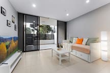 Mascot-407/675 Gardeners Rd- Roof Me