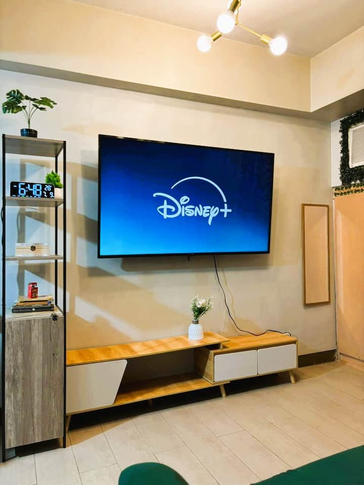 Across Naia3 | 8 Mins Walk, Airport View, Balcony - Parañaque