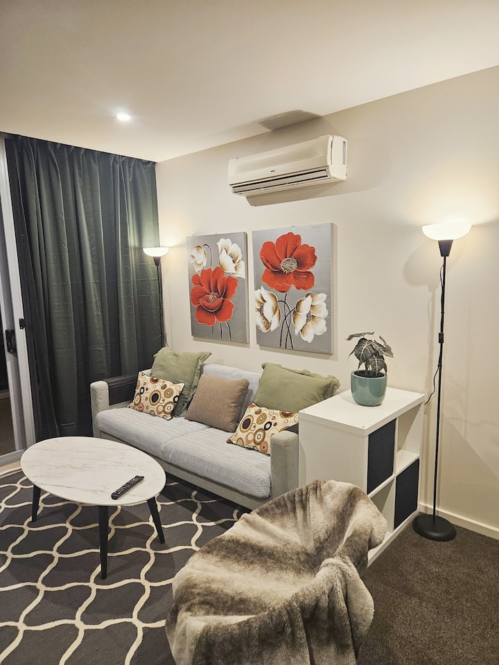 Canberra City Lakeview Apartment - Belconnen
