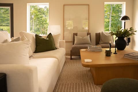 Successful Airbnb property: Chalet Longpond with Hot Tub in La Conception